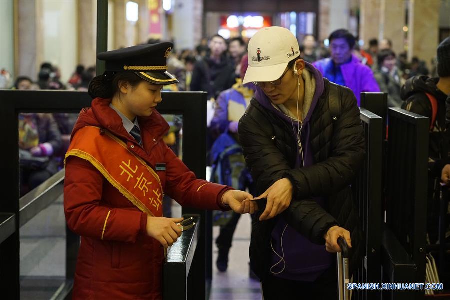 (1)CHINA-BEIJING-AÑO NUEVO-VIAJES