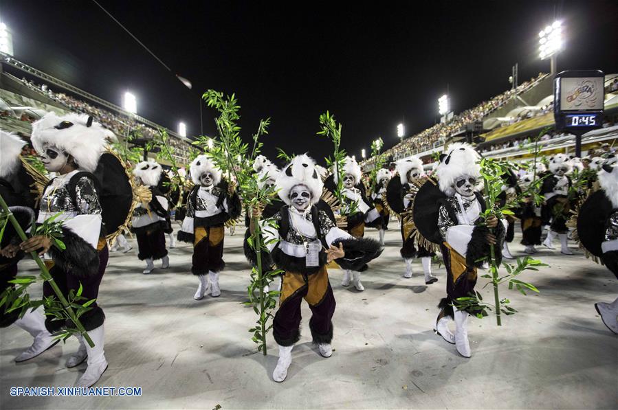 (4)BRASIL-RIO DE JANEIRO-CHINA-CARNAVAL