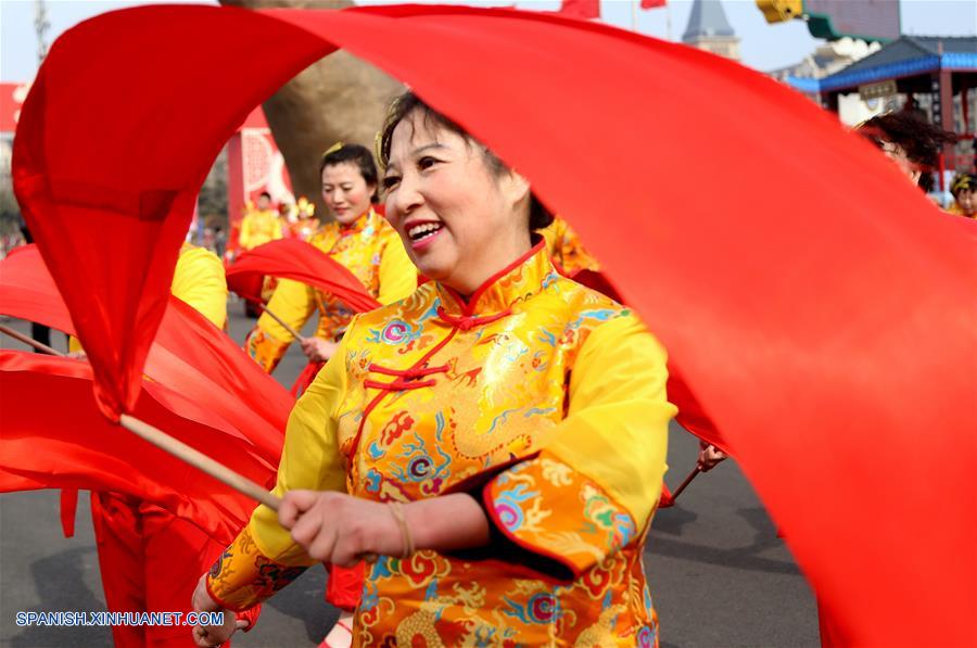 (7)CHINA-SHANDONG-FESTIVAL LINTERNA
