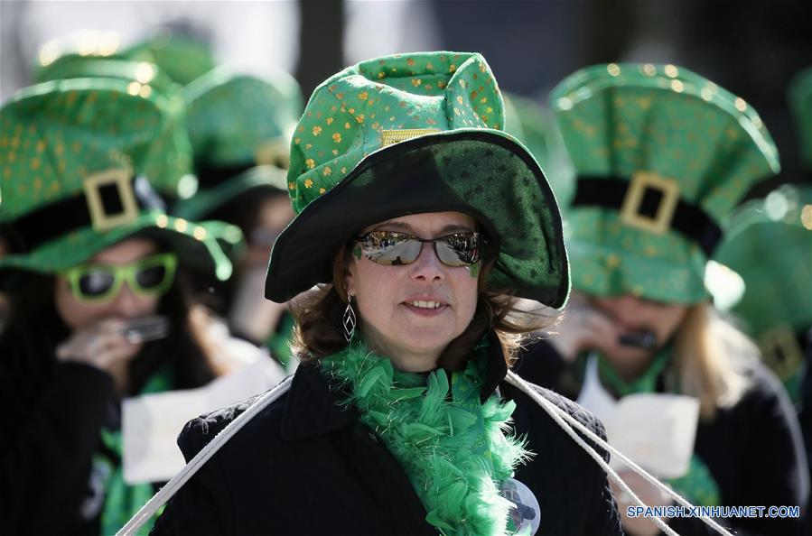 (2)EEUU-CHICAGO-SAN PATRICIO-DESFILE
