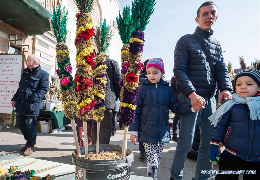 (2)LITUANIA-VILNA-DOMINGO DE RAMOS