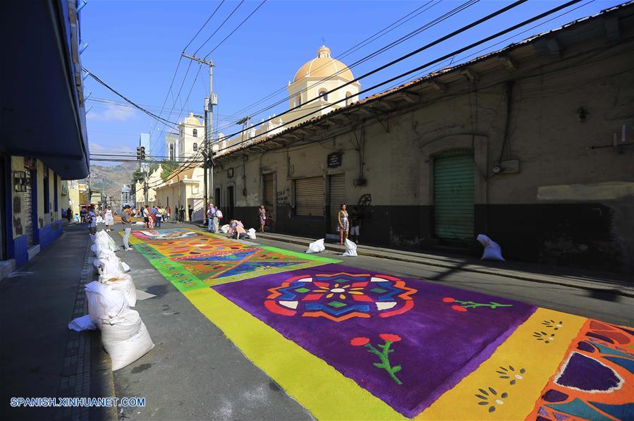 (2)HONDURAS-TEGUCIGALPA-SEMANA SANTA 