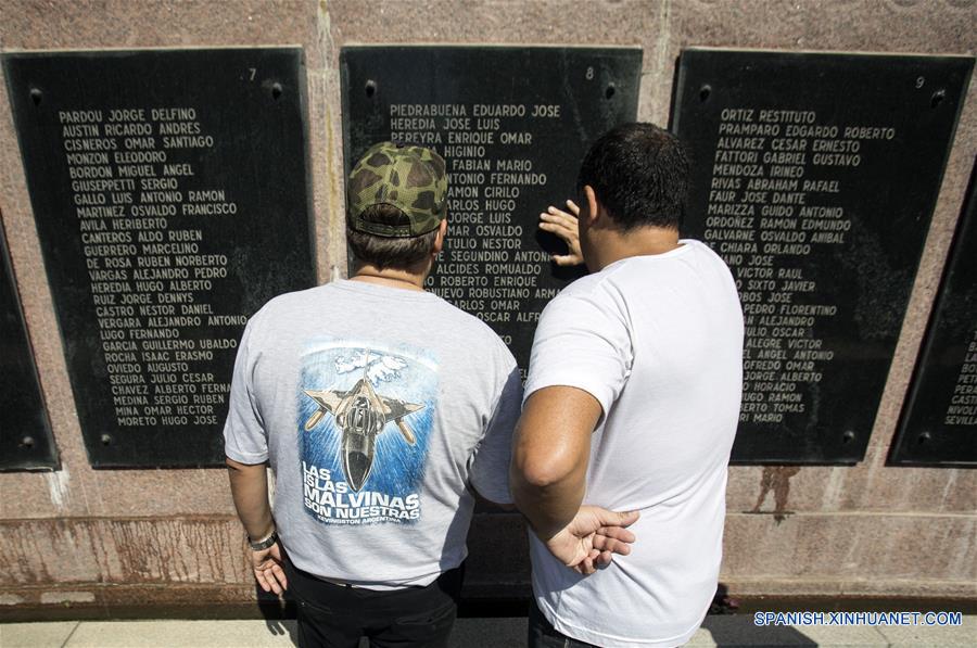 (6)ARGENTINA-BUENOS AIRES-GUERRA DE LAS MALVINAS-ANIVERSARIO