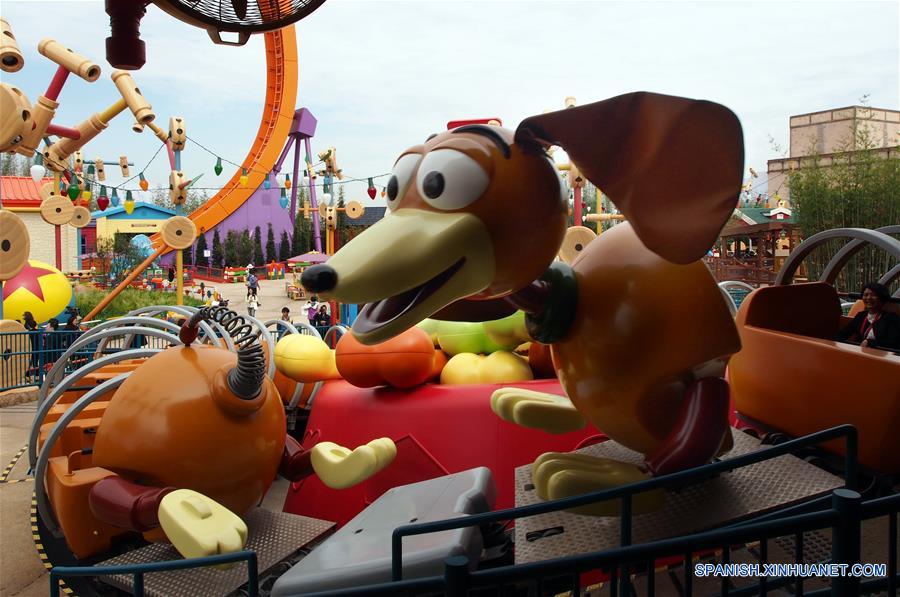 Tigre siberiano hembra dio a luz a quintillizos