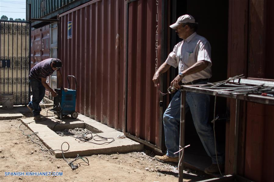 (6)MEXICO-CIUDAD DE MEXICO-SISMO-RECONSTRUCION-CONTENEDORES-SERIE 