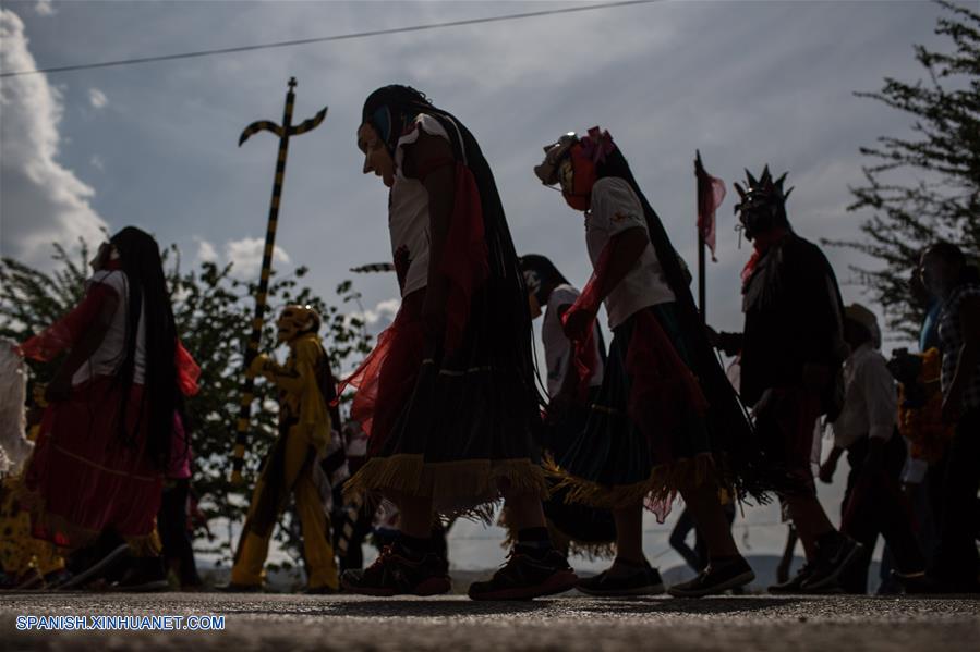 (7)MEXICO-GUERRERO-RITUAL-PELEA DE TIGRES