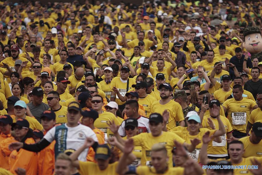 (2)COLOMBIA-BOGOTA-CARRERA POR LOS HEROES