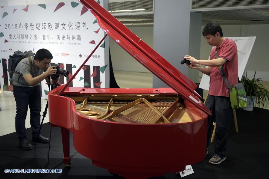 (2)CHINA-BEIJING-EXPOSICION-PIANO ITALIANO 