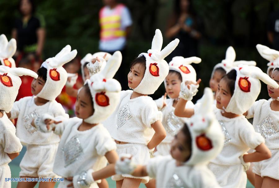 (5)CHINA-HEBEI-CELEBRACIONES-DIA INTERNACIONAL DEL NI&Ntilde;O