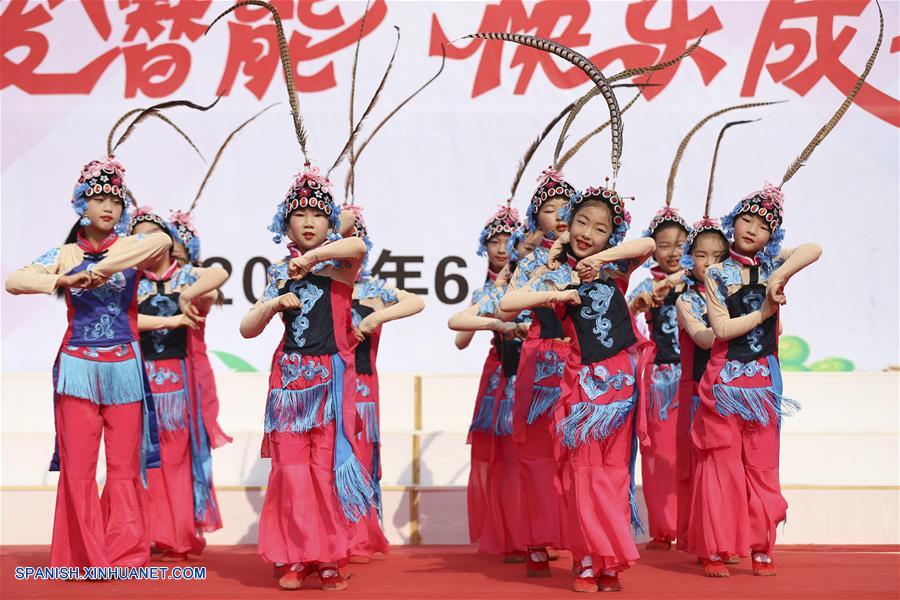 (10)CHINA-JIANGSU-DIA INTERNACIONAL DEL NI&Ntilde;O