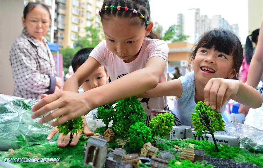(14)CHINA-SICHUAN-DIA INTERNACIONAL DEL NI&Ntilde;O