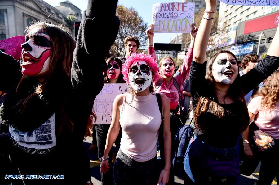 (5)CHILE-SANTIAGO-MARCHA FEMINISTA