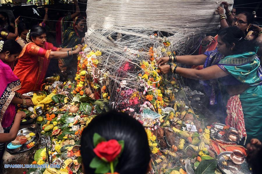 INDIA-MUMBAI-FESTIVAL