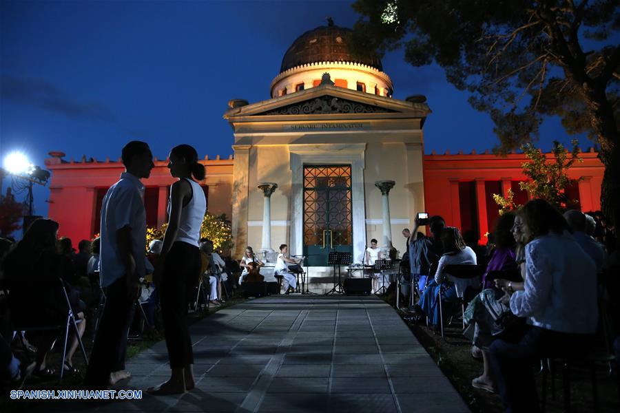 GRECIA-ATENAS-CONCIERTO DE LUNA LLENA