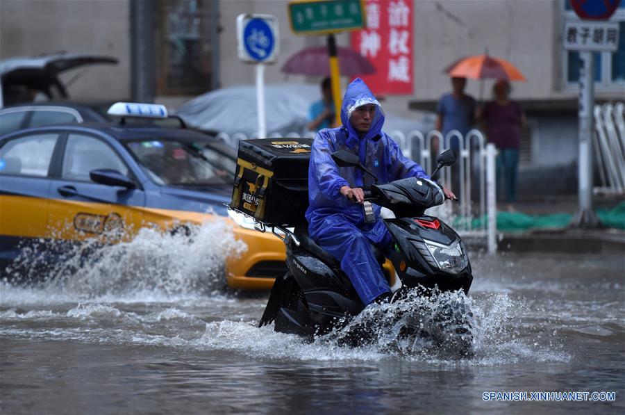 CHINA-BEIJING-LLUVIA