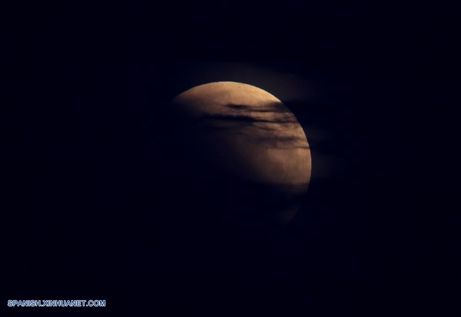 CROACIA-ZAGREB-LUNA-ECLIPSE