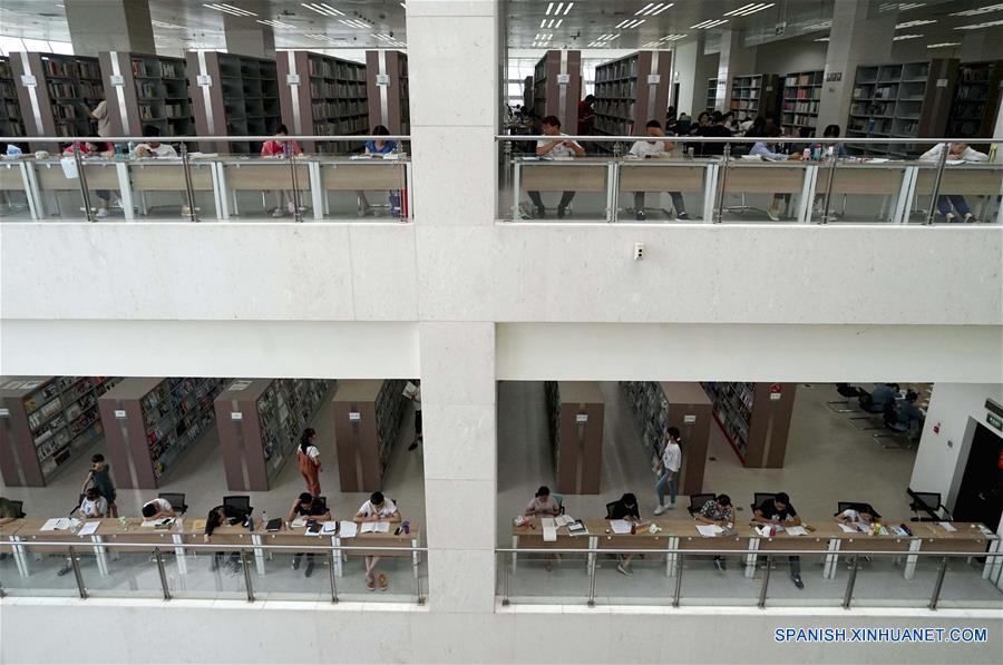 CHINA-HENAN-BIBLIOTECA