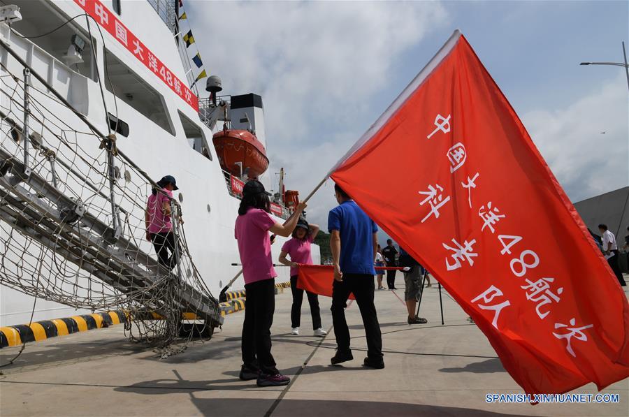 CHINA-SHANDONG-BUQUE DE INVESTIGACION-SALIDA