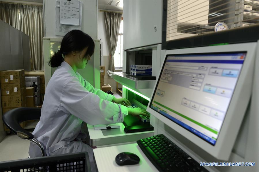 CHINA-ZHEJIANG-DISPENSARIO INTELIGENTE