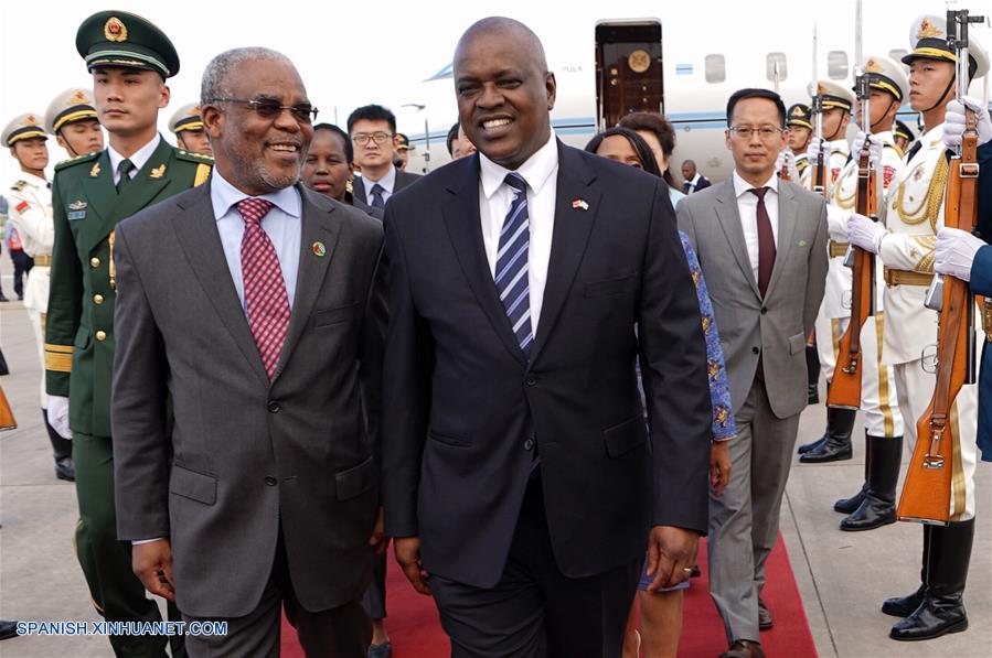 CHINA-BEIJING-BOTSWANA-PRESIDENTE-LLEGADA