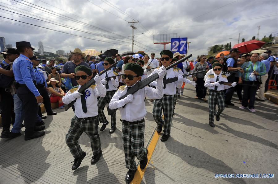 HONDURAS-TEGUCIGALPA-INDEPENDENCIA-CELEBRACION