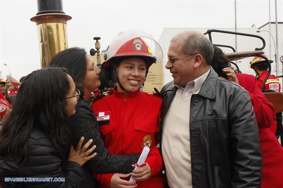 PERU-LIMA-BOMBEROS
