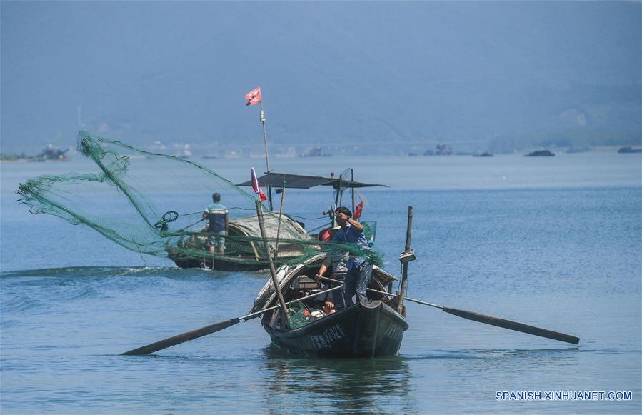 CHINA-ZHEJIANG-COSECHA DE PESCA