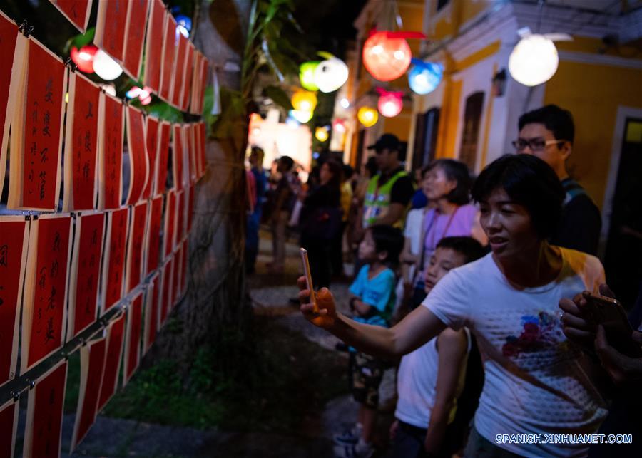 CHINA-MACAO-FESTIVAL DE MEDIO OTOÑO-CELEBRACION