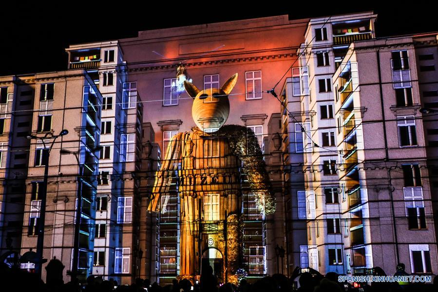 POLONIA-LODZ-LUZ-MOVIMIENTO-FESTIVAL