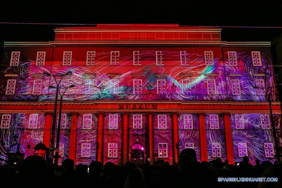 POLONIA-LODZ-LUZ-MOVIMIENTO-FESTIVAL