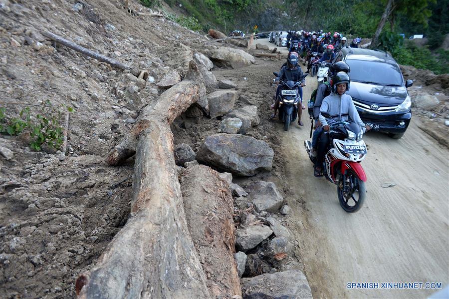 INDONESIA-PALU-SISMO Y TSUNAMI-SECUELAS
