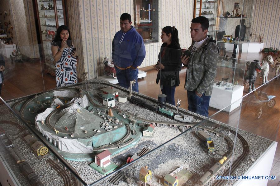 PERU-TRUJILLO-MUSEO DEL JUGUETE-SERIE