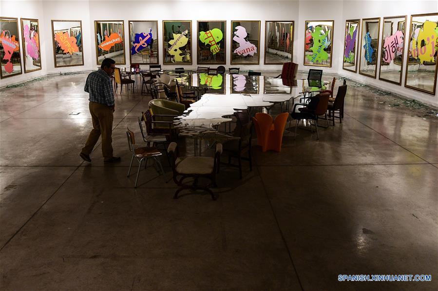 CHILE-SANTIAGO-EXPOSICION-PISTOLETTO
