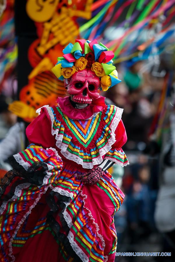 MEXICO-CIUDAD DE MEXICO-DIA DE MUERTOS-DESFILE