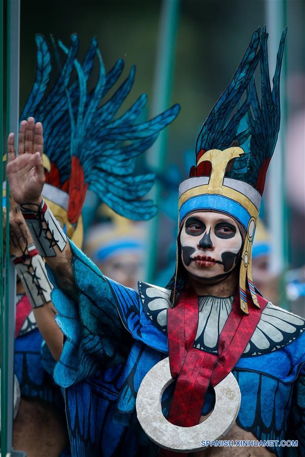 MEXICO-CIUDAD DE MEXICO-DIA DE MUERTOS-DESFILE