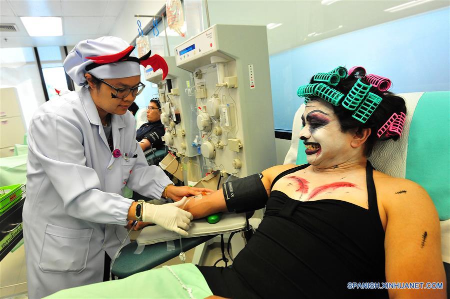 TAILANDIA-BANGKOK-CRUZ ROJA-HALLOWEEN