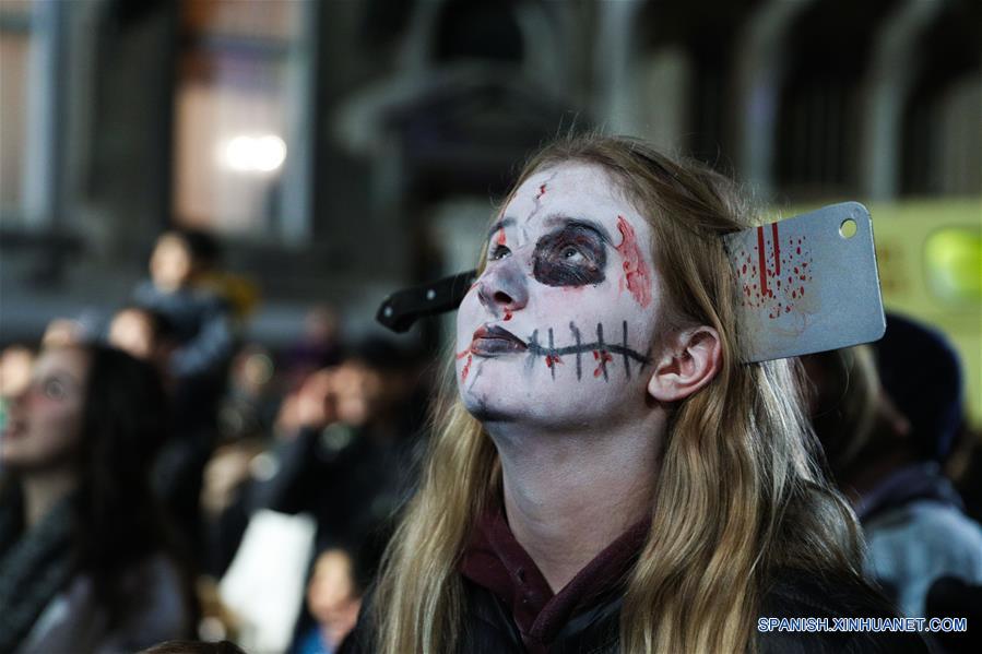 BELGICA-BRUSELAS-HALLOWEEN-DESFILE