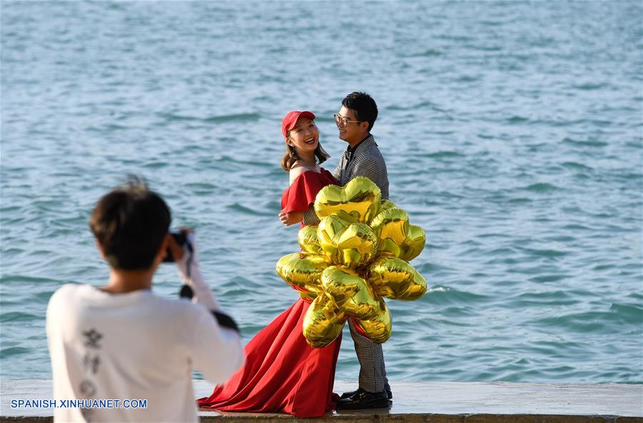 CHINA-HAINAN-TURISMO-SERIE