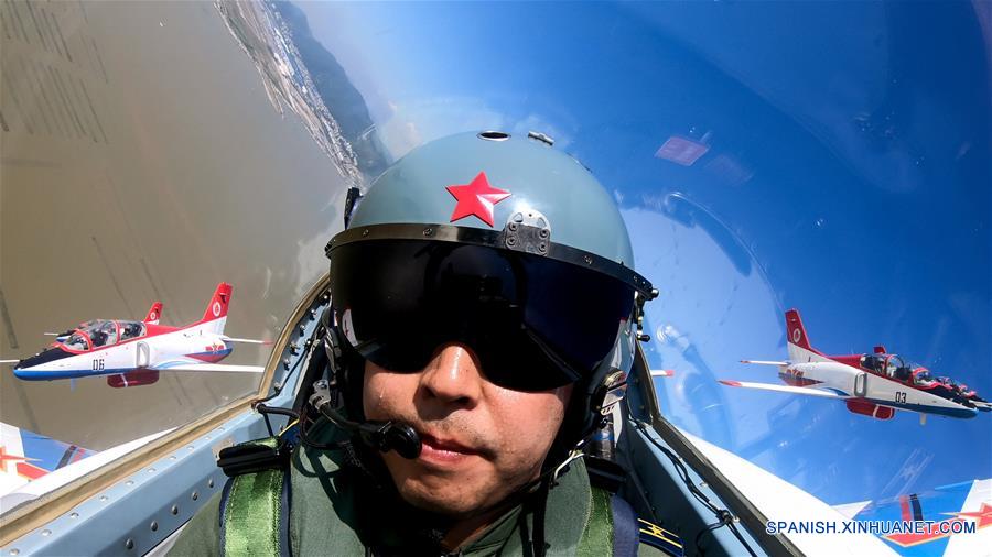 CHINA-GUANGDONG-AIRSHOW CHINA-INAUGURACION