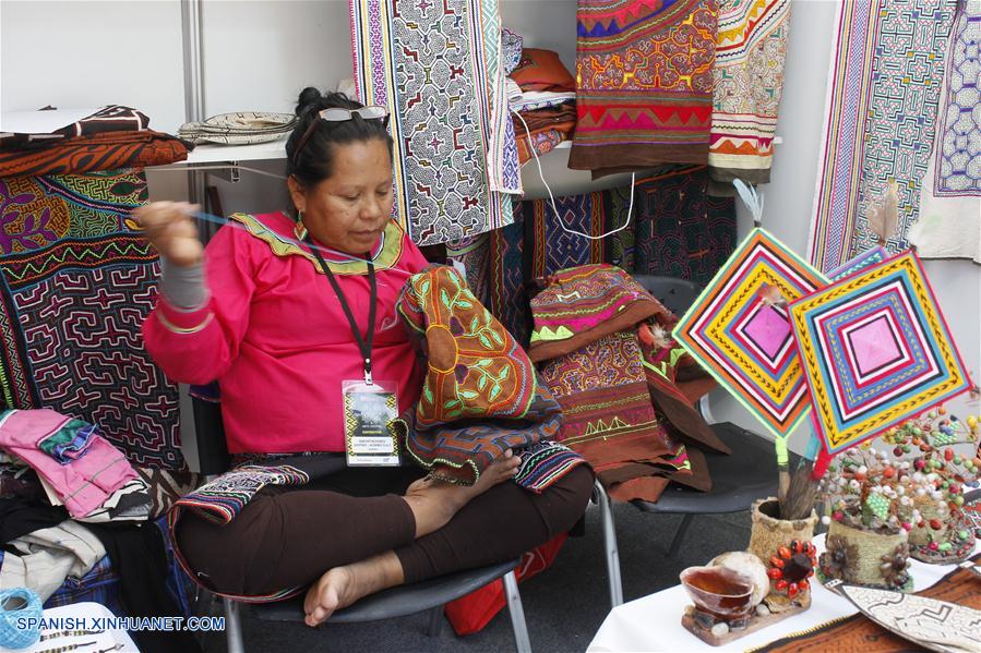PERU-LIMA-FERIA