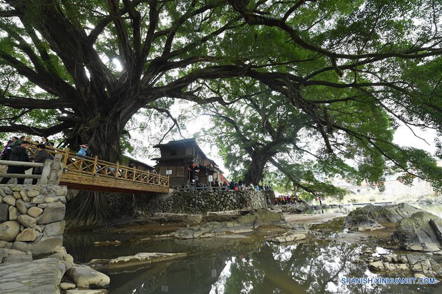 CHINA-FUJIAN-ANTIGUA LOCALIDAD DE YUNSHUIYAO-SERIE 