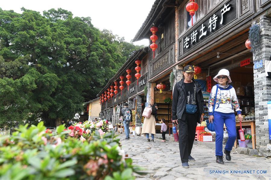 CHINA-FUJIAN-ANTIGUA LOCALIDAD DE YUNSHUIYAO-SERIE 