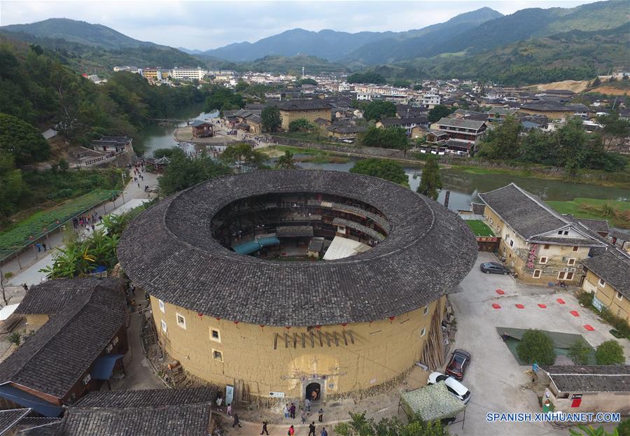 CHINA-FUJIAN-ANTIGUA LOCALIDAD DE YUNSHUIYAO-SERIE 