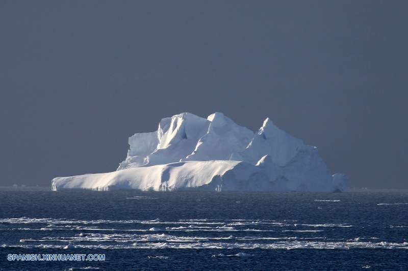 CHINA-A BORDO DEL XUELONG-EXPEDICION