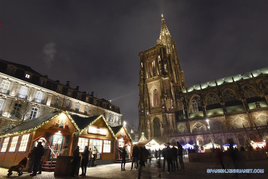 FRANCIA-ESTRASBURGO-MERCADO NAVIDEÑO 