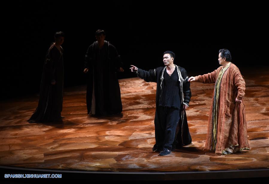 CHINA-BEIJING-HAMLET-DRAMA 