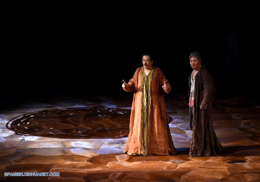 CHINA-BEIJING-HAMLET-DRAMA 