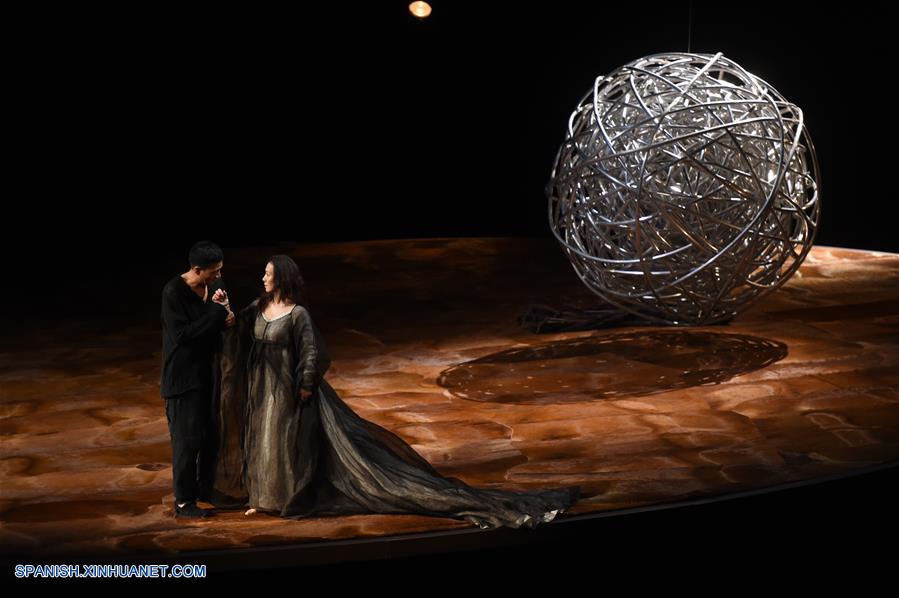 CHINA-BEIJING-HAMLET-DRAMA 