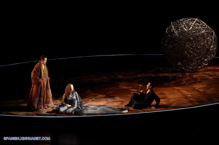 CHINA-BEIJING-HAMLET-DRAMA 