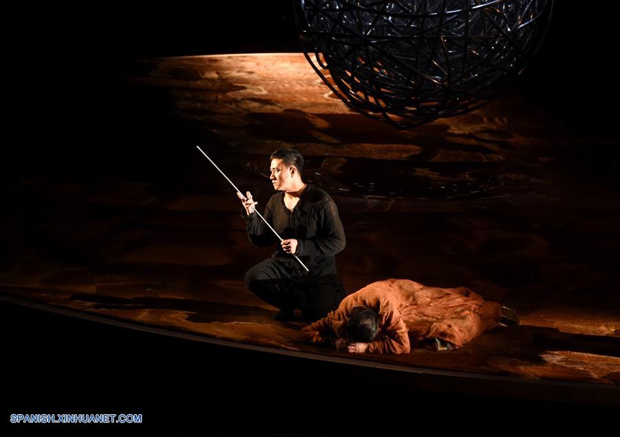 CHINA-BEIJING-HAMLET-DRAMA 